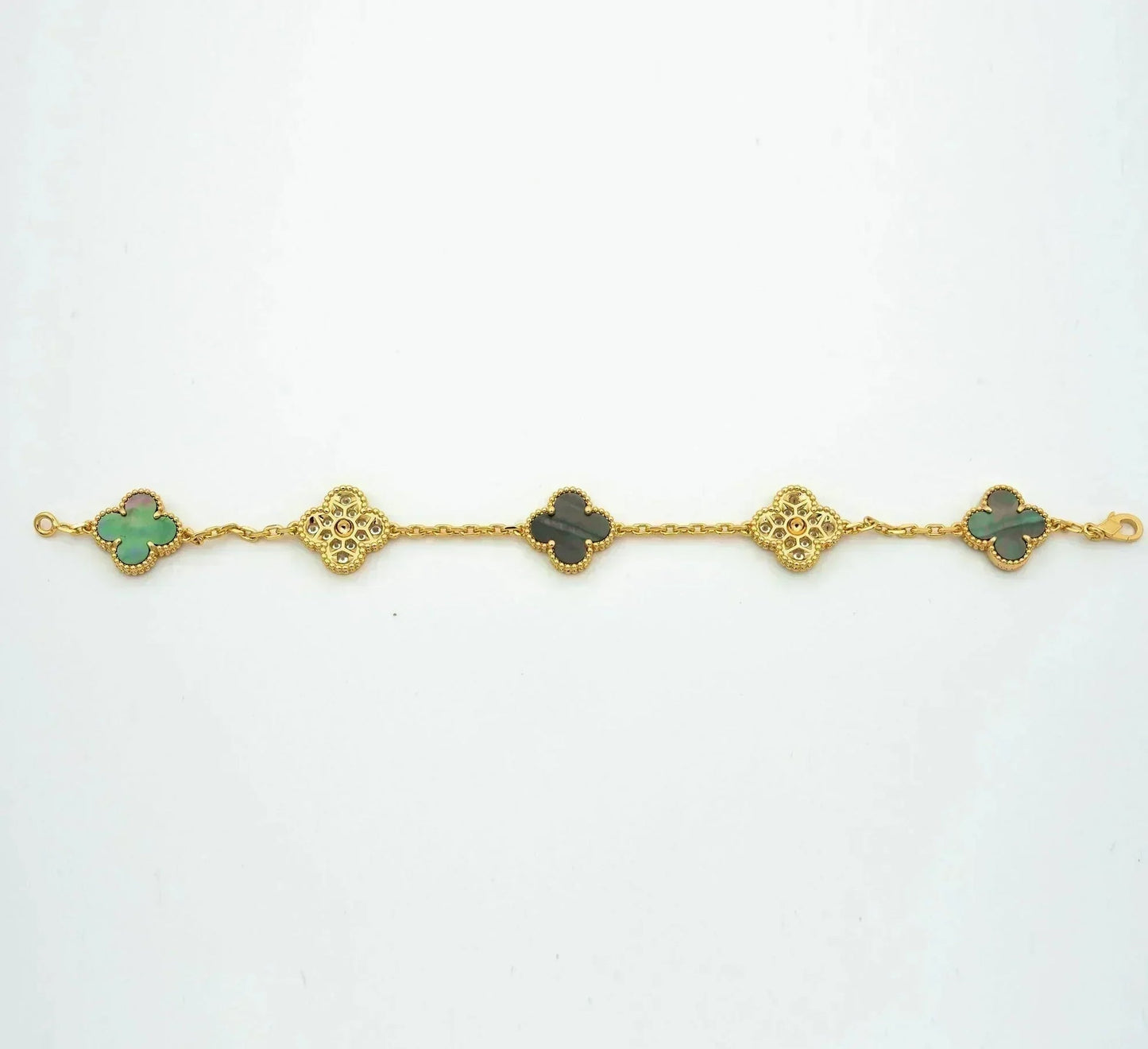 [Moco jewelrys] CLOVER 5 MOTIF GRAY MOP BRACELET COLLECTION