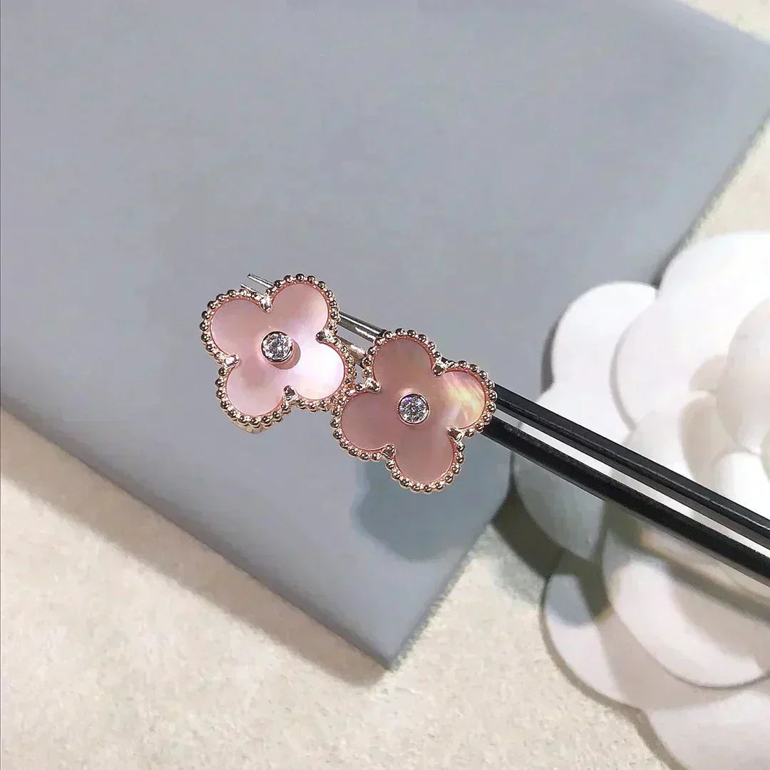 [moco jewelrys]CLOVER MEDIUM 1 MOTIFS  PINK MOP DIAMOND EARRINGS
