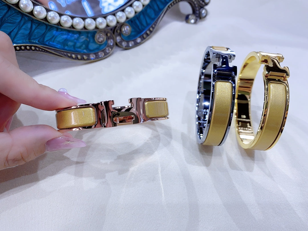 [moco jewelrys]H CHAMPAGNE BRACELET