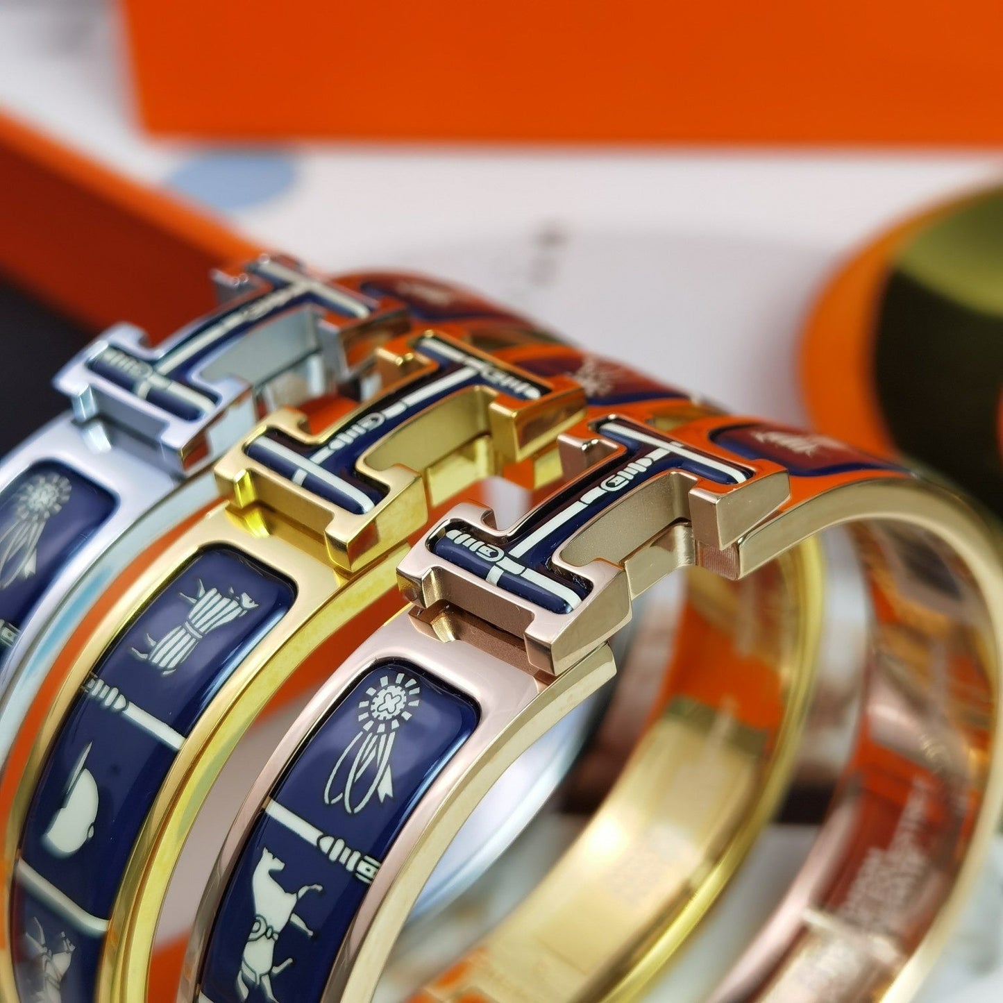[moco jewelrys]H COUVERTURES DARK BLUE BRACELET