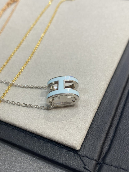 [moco jewelrys]POP H LIGHT BLUE NECKLACE