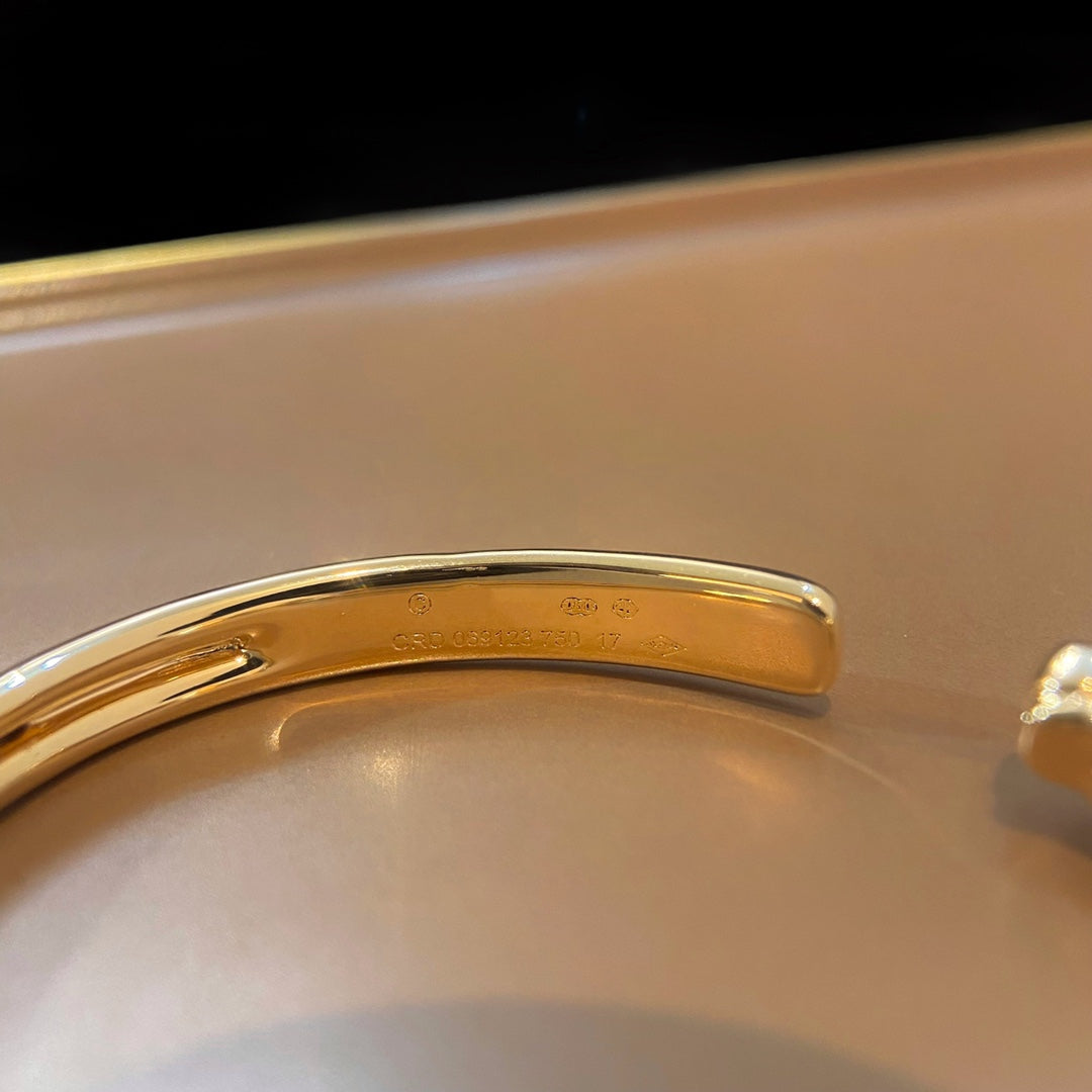 [moco jewelrys]PANTHERE GOLD OPEN BRACELET