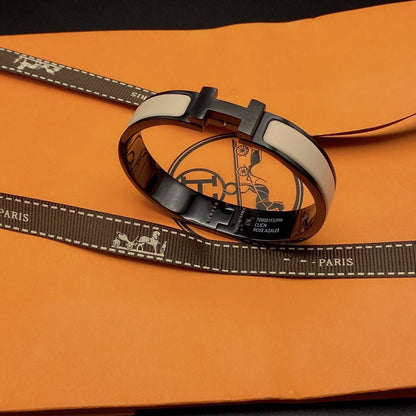 [moco jewelrys]H BRACELET 12MM BLACK BEIGE CERAMIC