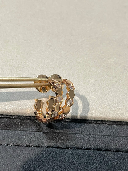 [moco jewelrys]Hollow Design Four-Leaf Clover Flower Shape Ring