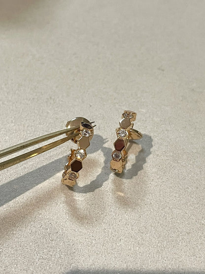 [moco jewelrys]Hollow Design Four-Leaf Clover Flower Shape Ring