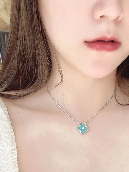 [moco jewelrys]CLOVER 1 DIAMOND LIGHT BLUE SILVER NECKLACE