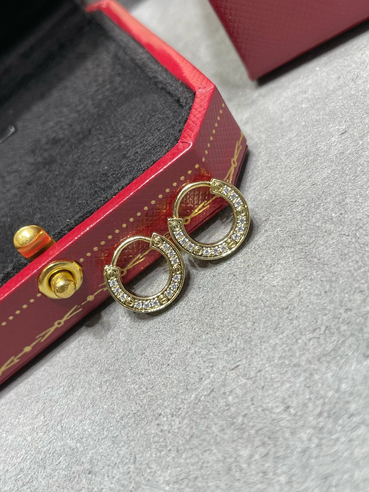 [moco jewelrys]LOVE DIAMOND EARRINGS