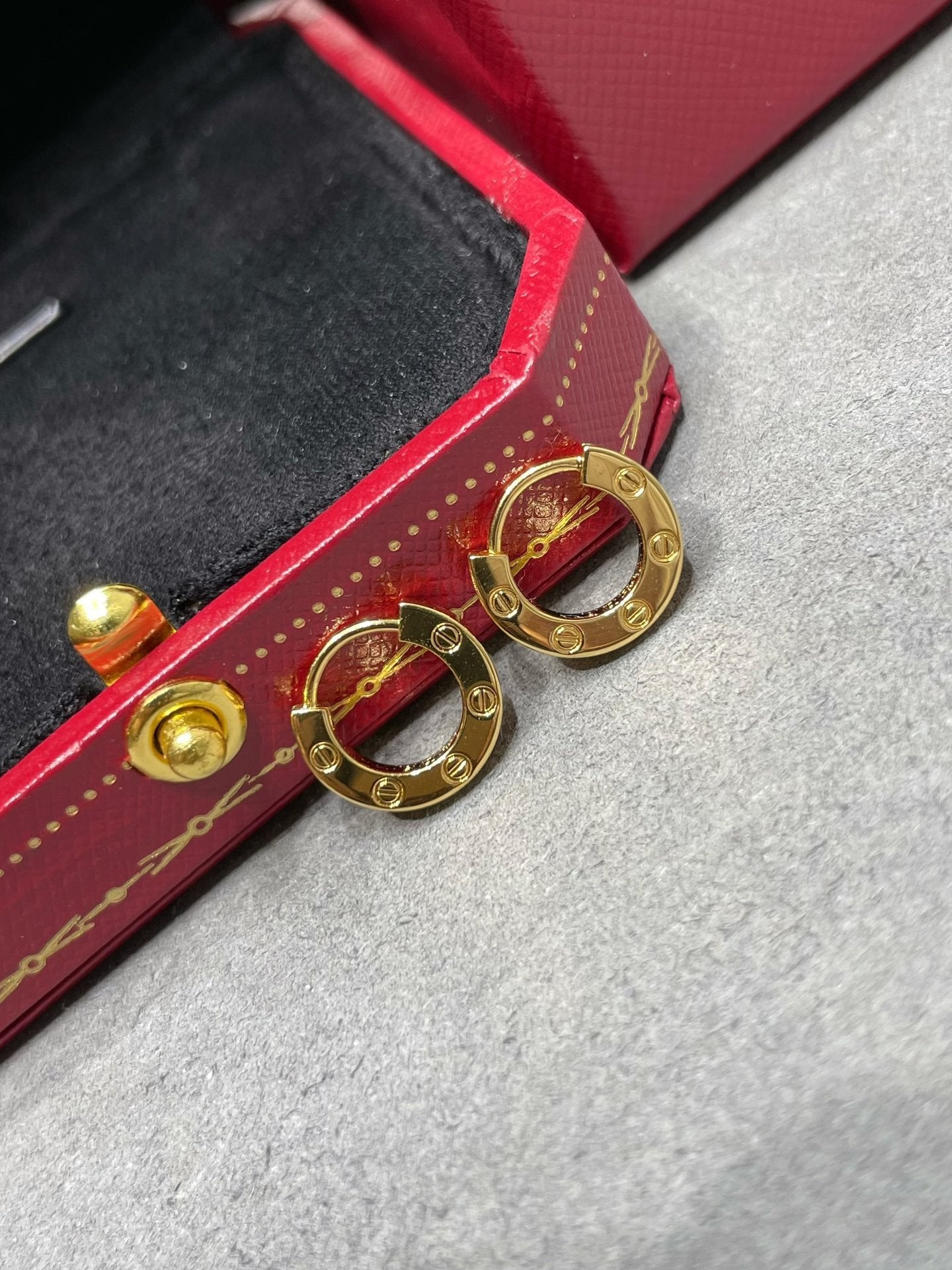 [moco jewelrys]LOVE MINI EARRINGS