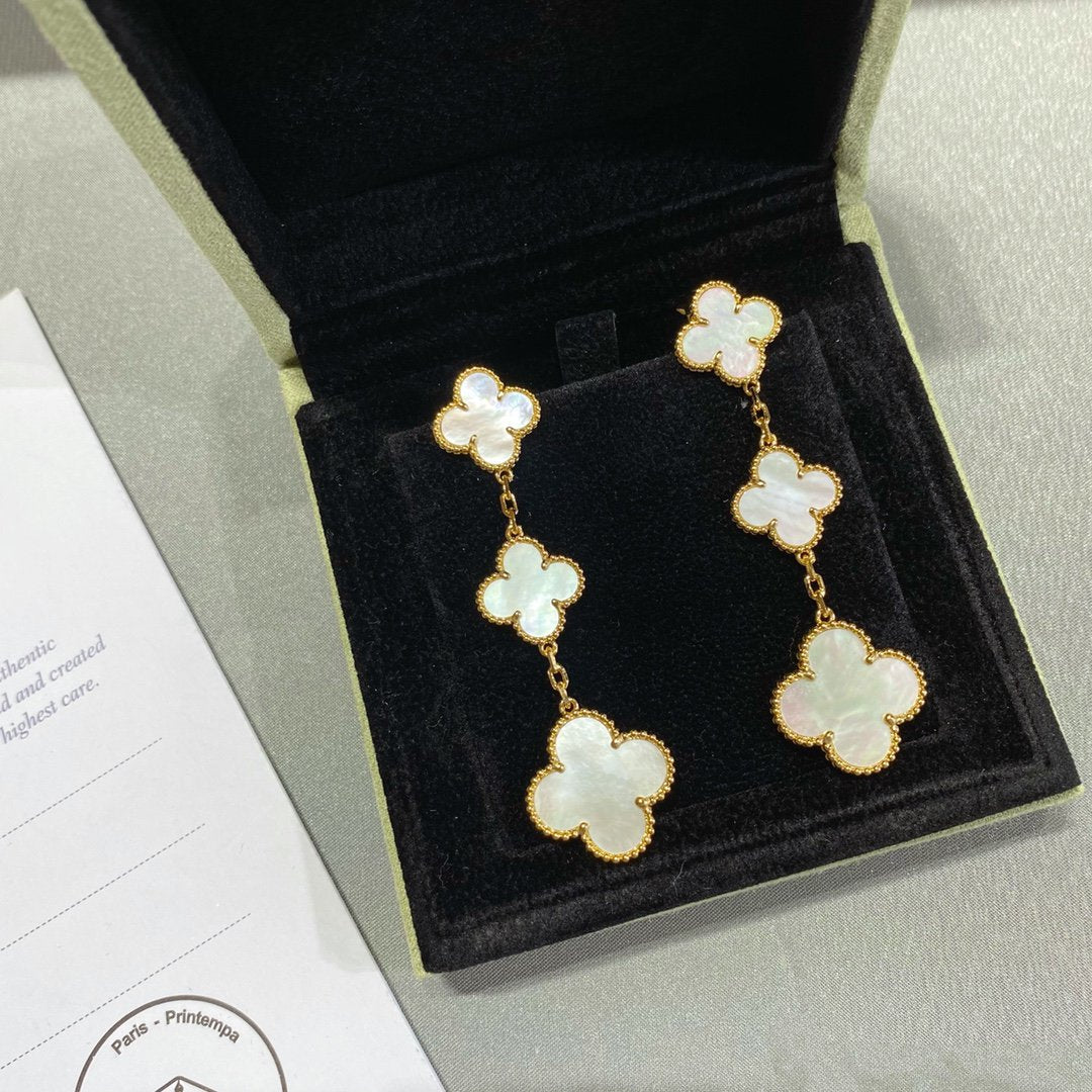 [moco jewelrys]CLOVER MOP 3 MOTIFS GOLD EARRINGS