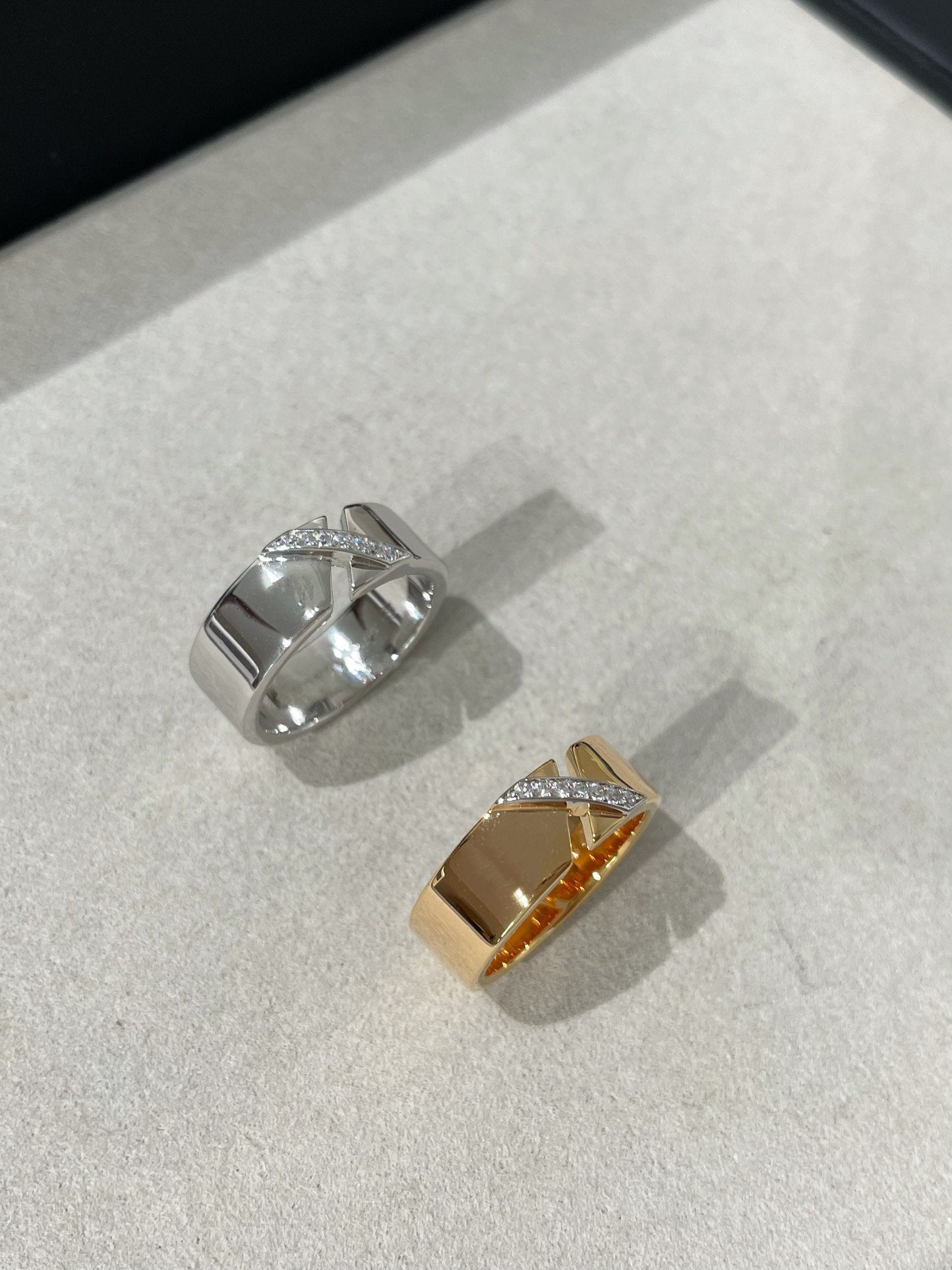 [moco jewelrys]LIENS EVIDENCE DIAOMOND RING