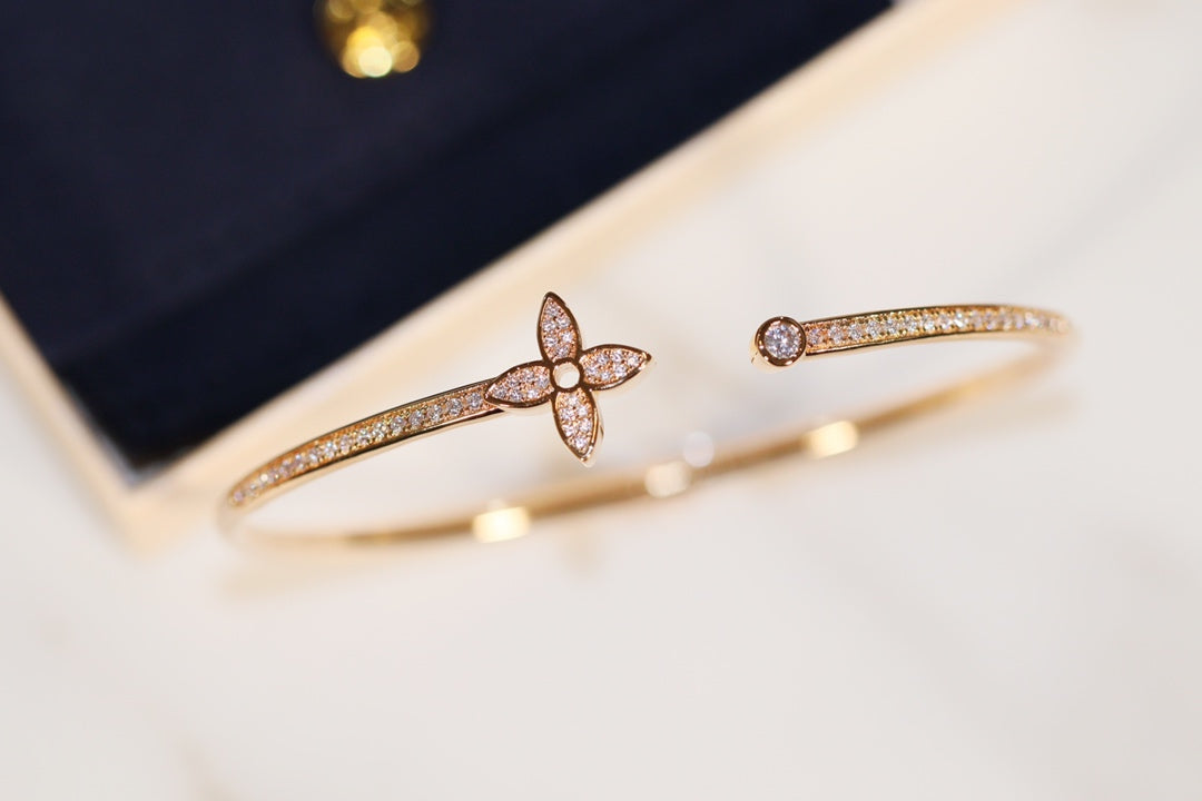 [moco jewelrys]IDYLLE GOLD OPEN BRACELET DIAMOND PAVED