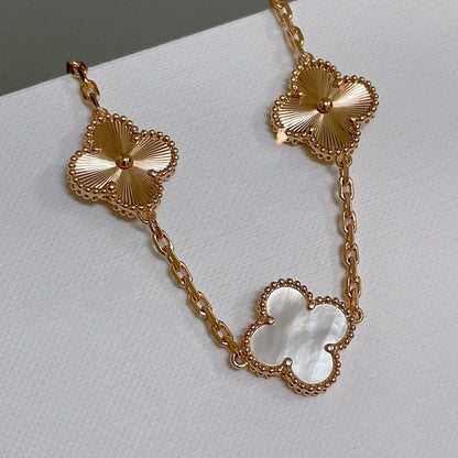 [Moco jewelrys]CLOVER WHITE PEARL MOP 5 MOTIF BRACELET COLLECTION