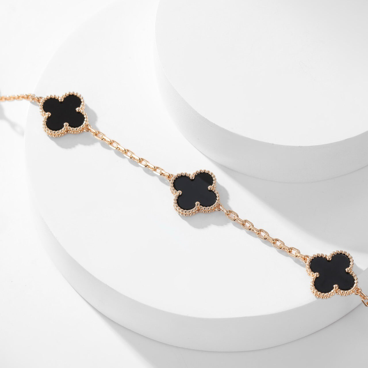 [moco jewelrys]CLOVER 10 MOTIFS ONYX NECKLACE