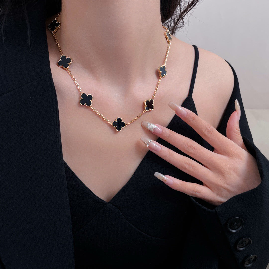 [moco jewelrys]CLOVER 10 MOTIFS ONYX NECKLACE