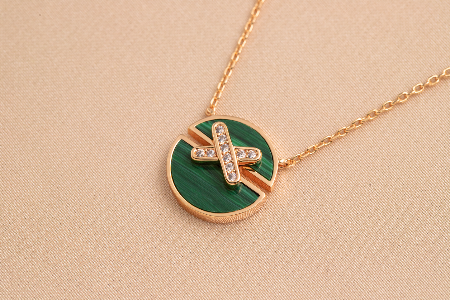 [moco jewelrys]JEUX DE PINK GOLD DIAMOND NECKLACE