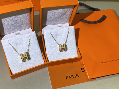 [moco jewelrys]HM CLIC YELLOW ENAMEL GOLD NECKLACE