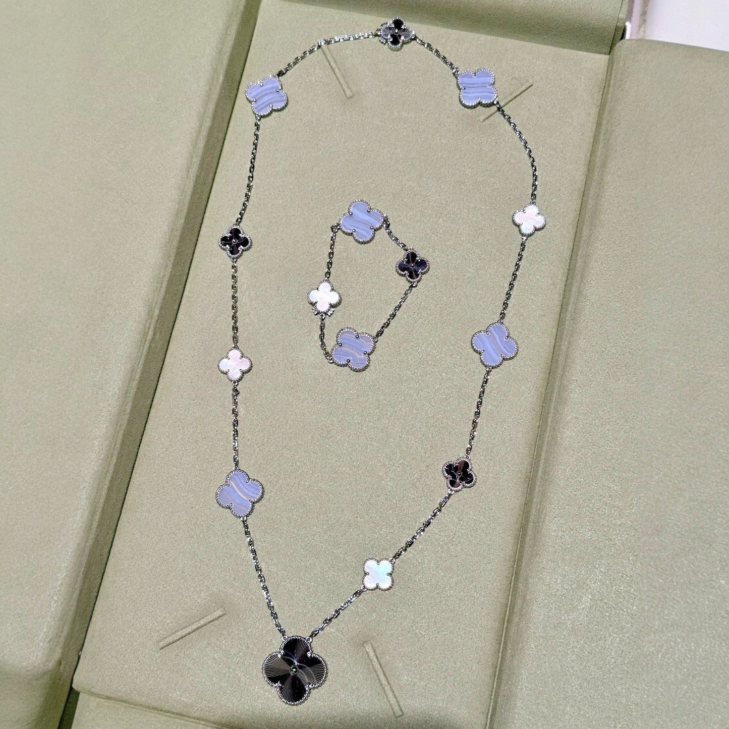 [Moco jewelrys]DETACHABLE CLOVER 15(11+4) FLOWER SILVER NECKLACE SET