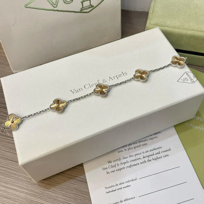 [Moco jewelrys] CLOVER 5 MOTIF LASER BRACELET COLLECTION
