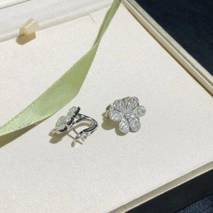 [moco jewelrys]FRIVOLE SILVER FLOWER DIAMOND EARRINGS