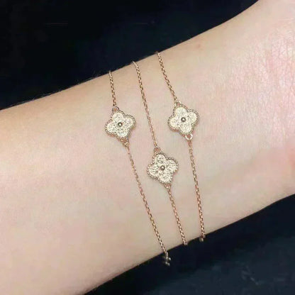 [moco jewelrys]CLOVER SINGLE FLOWER BRACELET